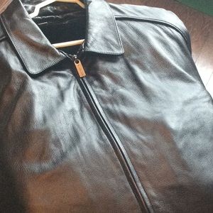 Slightly Used Men’s Sz XXL Wilsons Leather Jacket